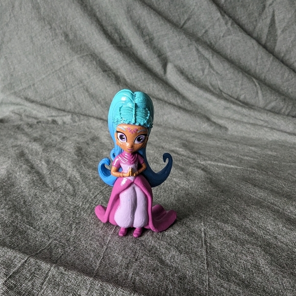 Shimmer & Shine Genie Mini Figure Blue Hair Girl Toy Single Nickelodeon 2 1/2 - Picture 1 of 12